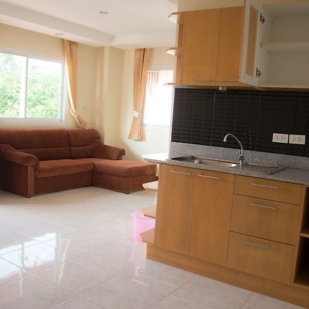 Jungle Resort Джомтиен Бийч Стая снимка