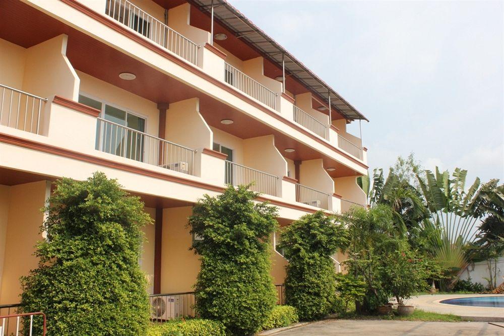 Jungle Resort Джомтиен Бийч Екстериор снимка