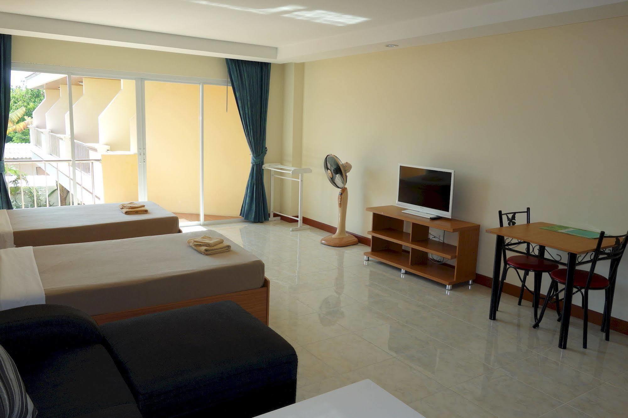 Jungle Resort Джомтиен Бийч Екстериор снимка